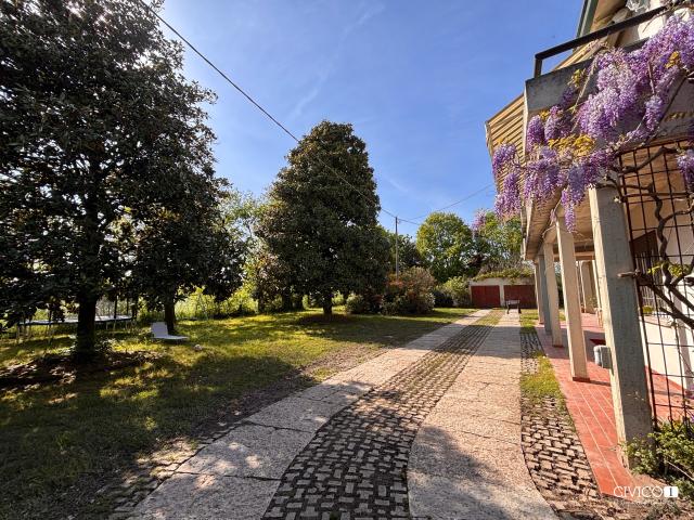 Casa indipendente con giardino in via vittorio veneto, Grisignano di Zocco
