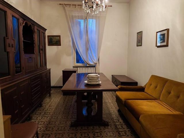 Casa indipendente con giardino, Ortonovo isola
