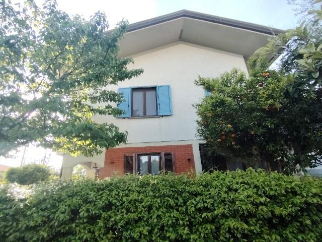 Casa indipendente con giardino, Massa san cristoforo