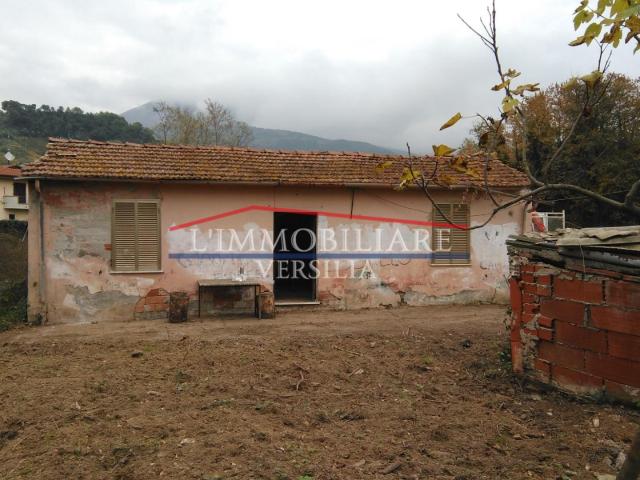 Casa indipendente con giardino, Massa romagnano