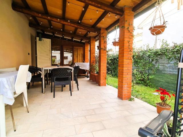 Casa indipendente con giardino, San Miniato basso