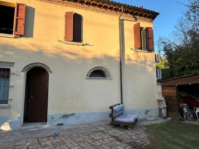 Casa indipendente con depandance
