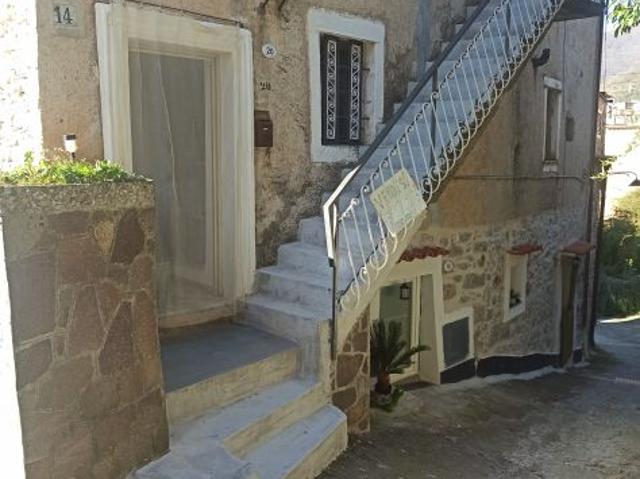 Casa indipendente con mansarda e terrazza vicino Albenga
