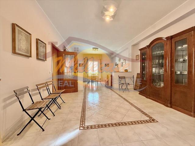 Casa indipendente con terrazzo in via aristide gabelli, Siracusa