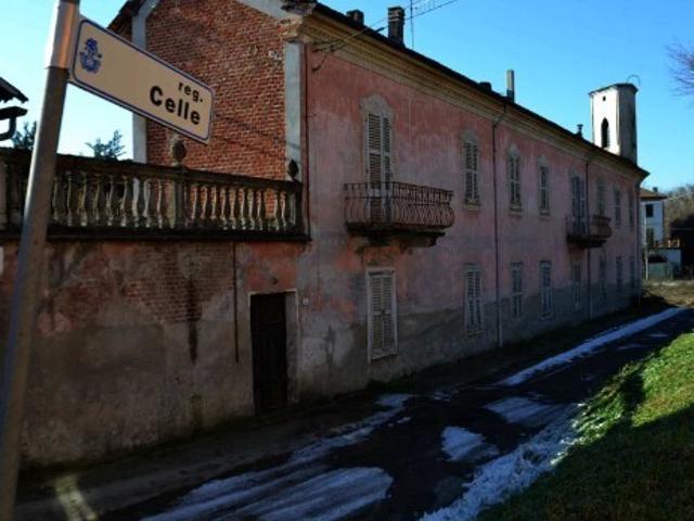 Casa indipendente con terrazzo in via santa croce 2, Incisa Scapaccino