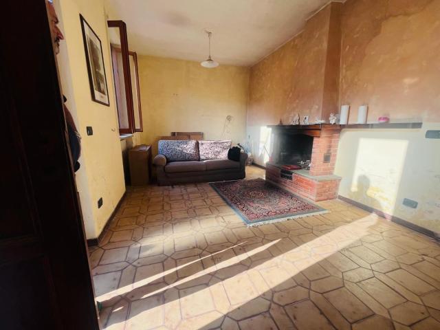Casa indipendente da ristrutturare, Monsummano Terme cintolese
