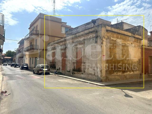 Casa indipendente da ristrutturare a Avola