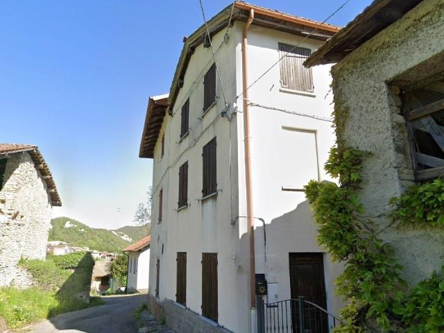 Casa indipendente da ristrutturare a Garbagna