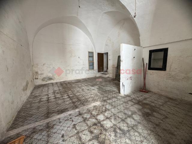 Casa indipendente da ristrutturare a Grottaglie