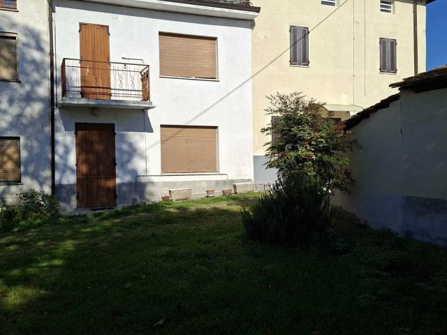 Casa indipendente da ristrutturare a Fornovo di Taro