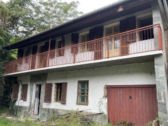 Casa indipendente da ristrutturare a San Sebastiano da Po