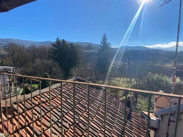 Casa indipendente da ristrutturare a Sassello