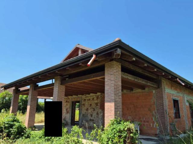 Casa indipendente da ristrutturare a Rivarolo Canavese