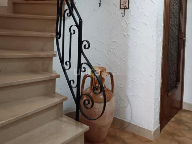 Casa indipendente da ristrutturare in piazza leopardi 4, Belvedere Ostrense