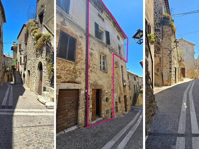 Casa indipendente da ristrutturare in via della chiesa 18, Montecchio