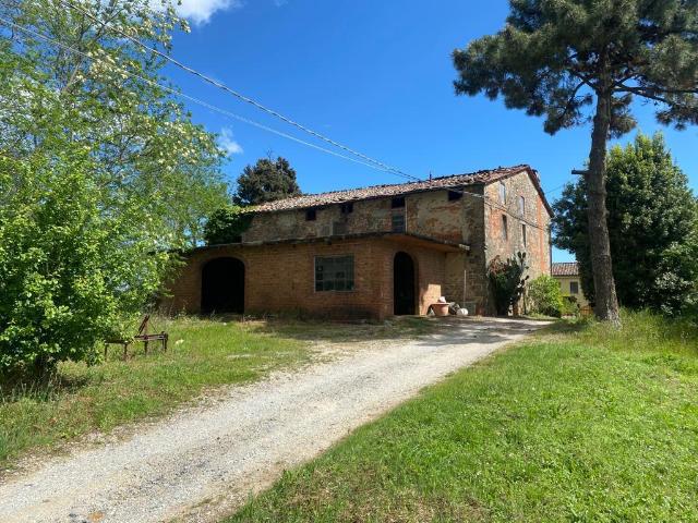 Casa indipendente da ristrutturare in via per fubbiano, Lucca