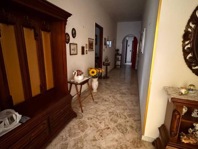 Casa indipendente da ristrutturare, Salerno matierno