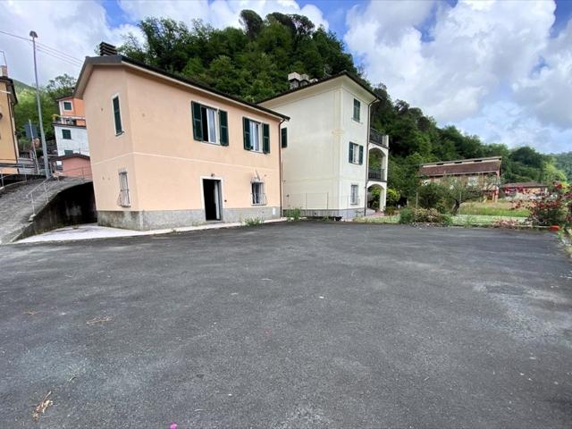 Casa indipendente da ristrutturare, San Colombano Certenoli residenziale