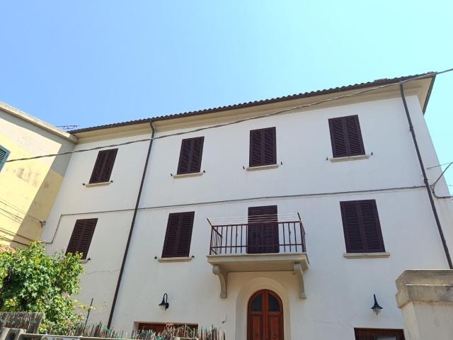 Casa indipendente da ristrutturare, Santa Luce pastina