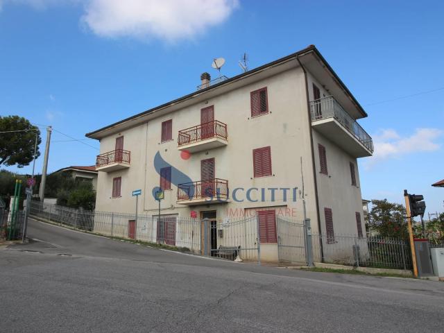 Casa indipendente di 400 m2 a Monteprandone 400m² Monteprandone