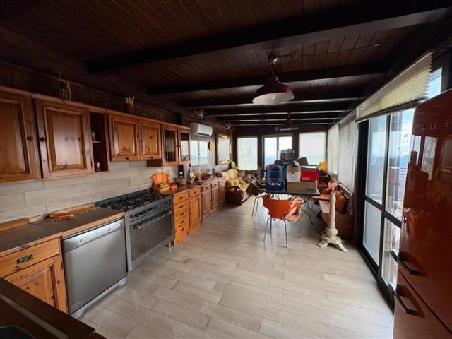 Casa Indipendente di 480 mq a Centro Catanzaro