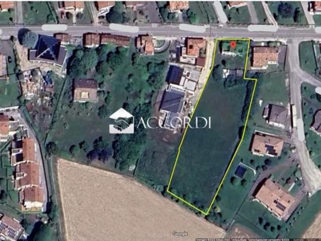CASA INDIPENDENTE di 5 vani e di 130 mq SAN FIOR rif. BSC51_6