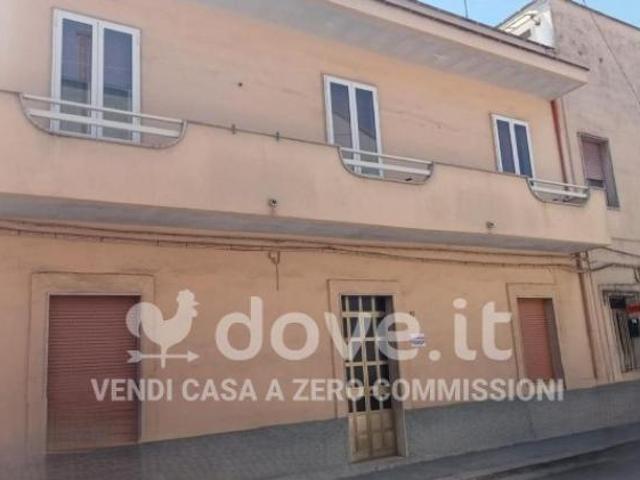 Casa indipendente di 90 m con 2 locali in vendita a Francavilla Fontana