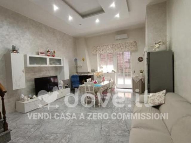 Casa indipendente di 95 m con 4 locali in vendita a Francavilla Fontana