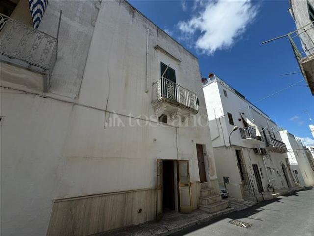 Casa Indipendente di 95 mq a Via Ludovico, Corso Umberto I, Vittorio Emanuele Ostuni