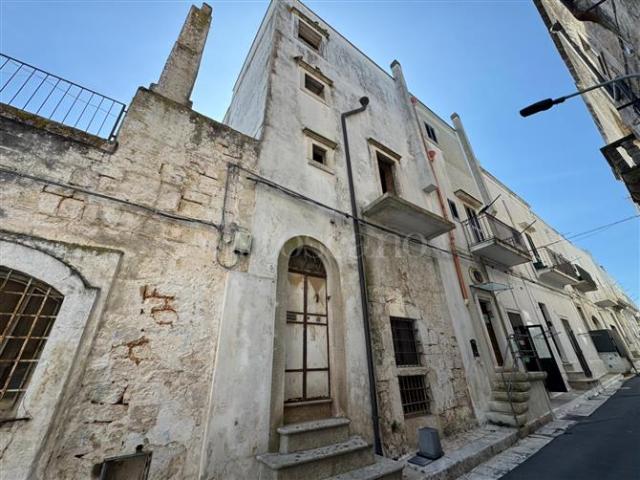 Casa Indipendente di 100 mq a Via Ludovico, Corso Umberto I, Vittorio Emanuele Ostuni