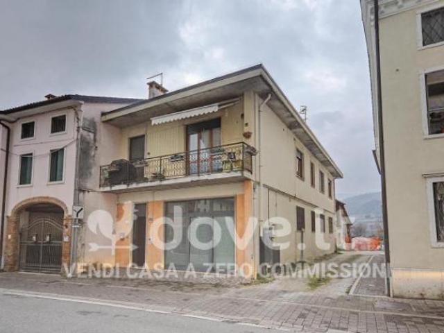 Casa indipendente di 180 m con 4 locali in vendita a San Vito di Leguzzano [rif. DV 10789 3]