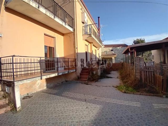 Casa Indipendente di 195 mq a Catanzaro Nord Catanzaro