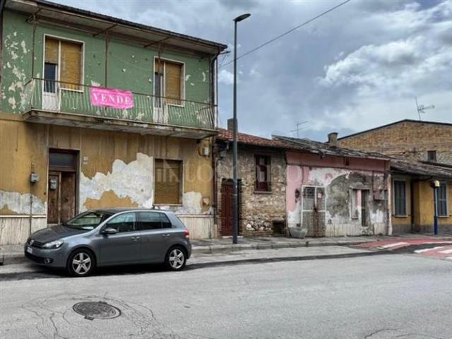 Casa Indipendente di 250 mq a Centro Avezzano