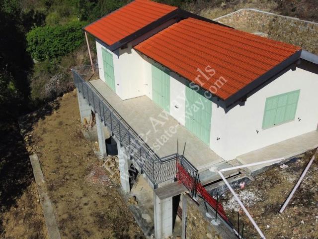 Casa Indipendente di Nuova Costruzione con Giardino in Vendi. 150m² Vallebona