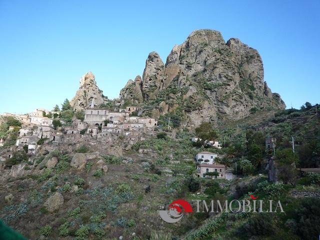 Casa indipendente in vendita, Melito di Porto Salvo pentedattilo