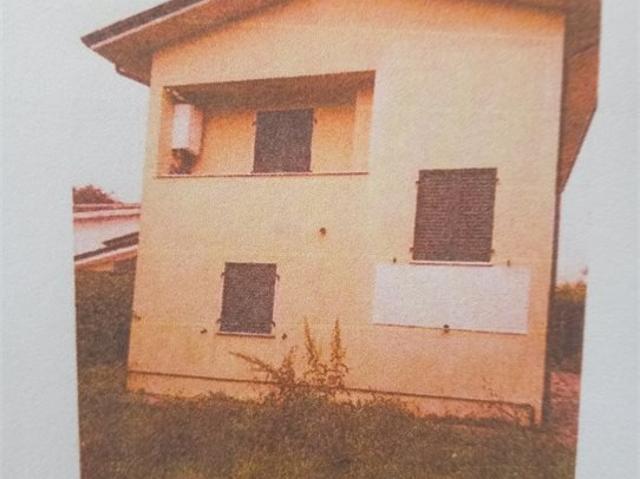 Casa indipendente in vendita, Ortonovo luni scavi