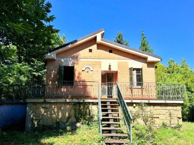 Casa indipendente in vendita a Cottanello RI