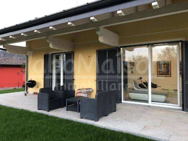 Villa in vendita a Cocquio Trevisago VA