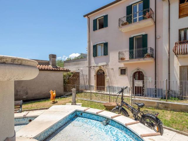 Casa indipendente in vendita a Colfelice FR