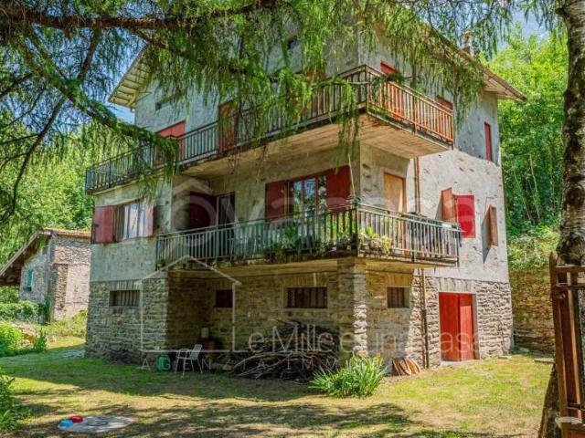 Casa indipendente in vendita a Colico vicolo ai Monti