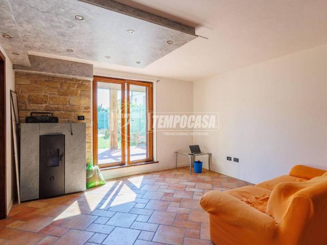 Casa indipendente in vendita a Collecchio PR