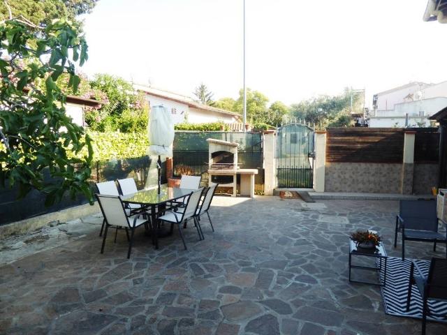 Casa indipendente in vendita a Collesalvetti LI