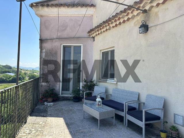Casa indipendente in vendita a Colli a Volturno IS