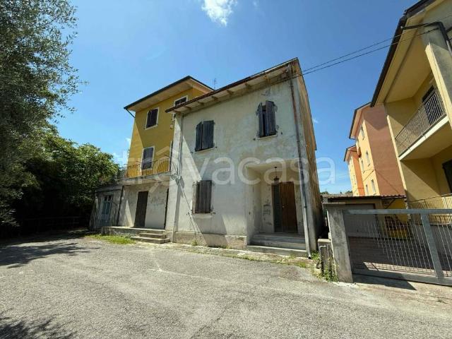 Casa indipendente in vendita a Colli al Metauro via delle Scuole, 9