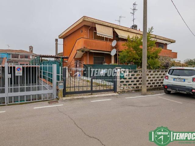 Casa indipendente in vendita a Colturano MI