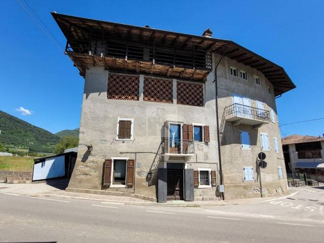 Casa indipendente in vendita a Comano Terme TN