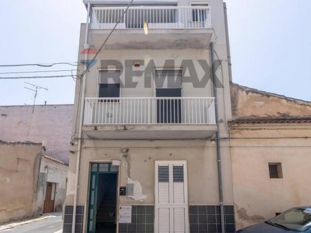 Casa Indipendente in vendita a Comiso, Centro