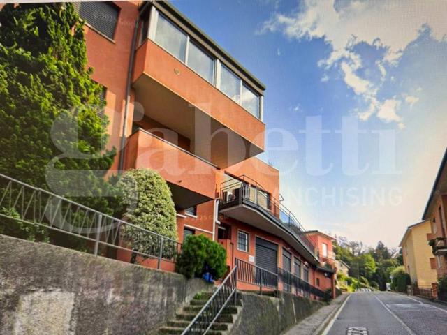 Casa indipendente in vendita a Como CO