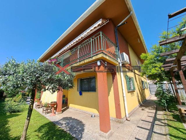 Casa indipendente in vendita a Cona VE