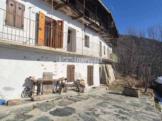 Casa indipendente in vendita a Condove TO